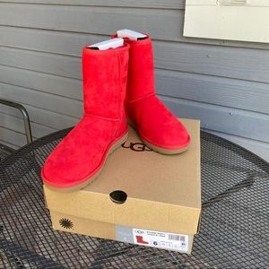 Short classic UGG boots - Red